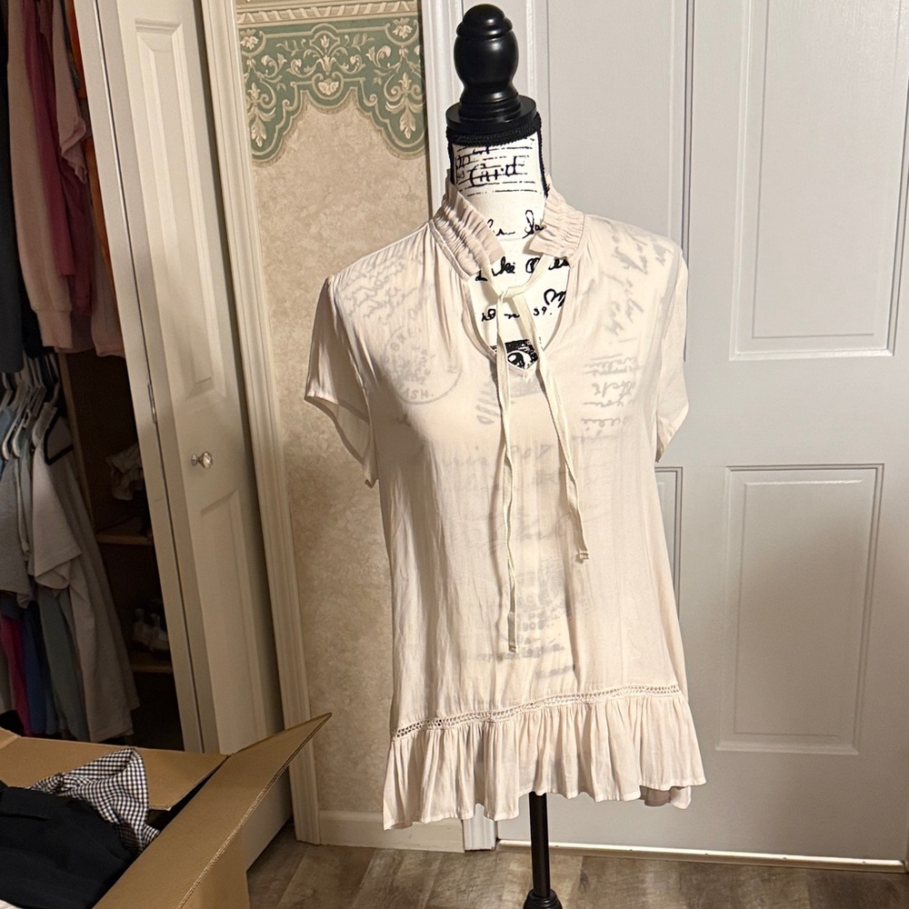 Ro & De Cream Blouse with Ruffle Hem
